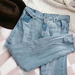Wrangler Jeans 38x32 light wash baggy/straight denim